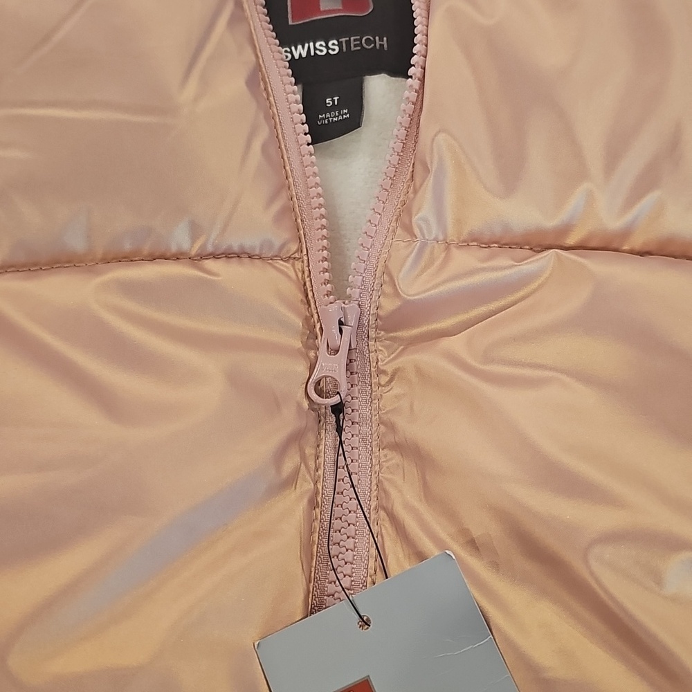 V Toddler Girls Puffer Jacket - Metallic Peach 3T NWT - Picture 3 of 9